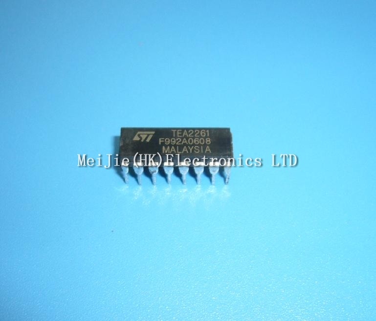 Integrated Circuits (ICs) - PMIC - AC DC Converters, Offline Switchers